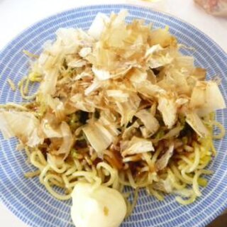 お好み粉がなくても！焼きそばと卵でお好み風